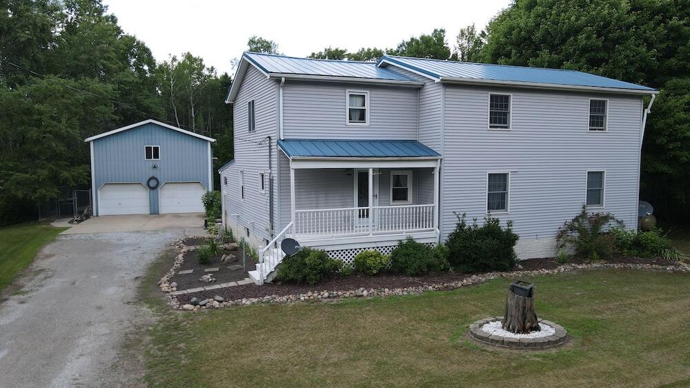 4563 Grim Road