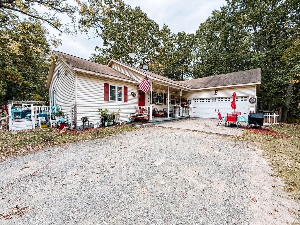 Photo of 1850 Mildred Street, Muskegon, MI 49445 (MLS # 25052400)