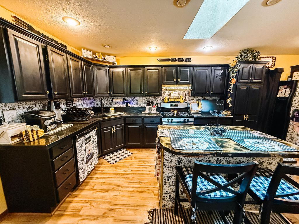 Photo of 1850 Mildred Street, Muskegon, MI 49445 (MLS # 25052400)
