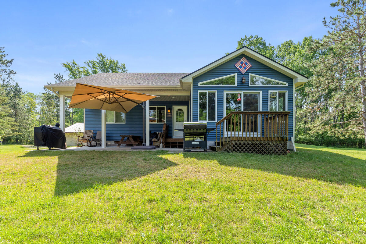 Photo 1 of 21 — 9622 River Bend Drive, Evart, MI 49631