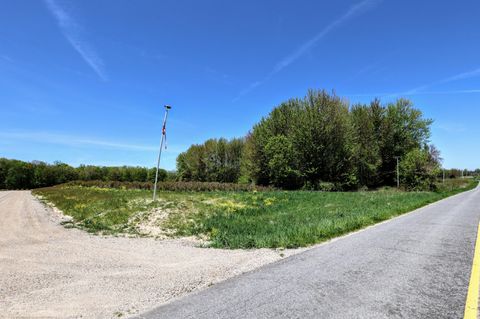 Photo of 59070 Benny Ct #Parcel 6, Grand Junction, MI 49056 (MLS # 26004189)