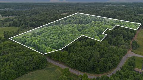 0 E Clear Lake Road Buchanan MI 49107