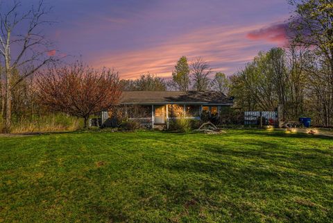 Photo of 6675 Multi 122nd Avenue, Fennville, MI 49408 (MLS # 26017274)