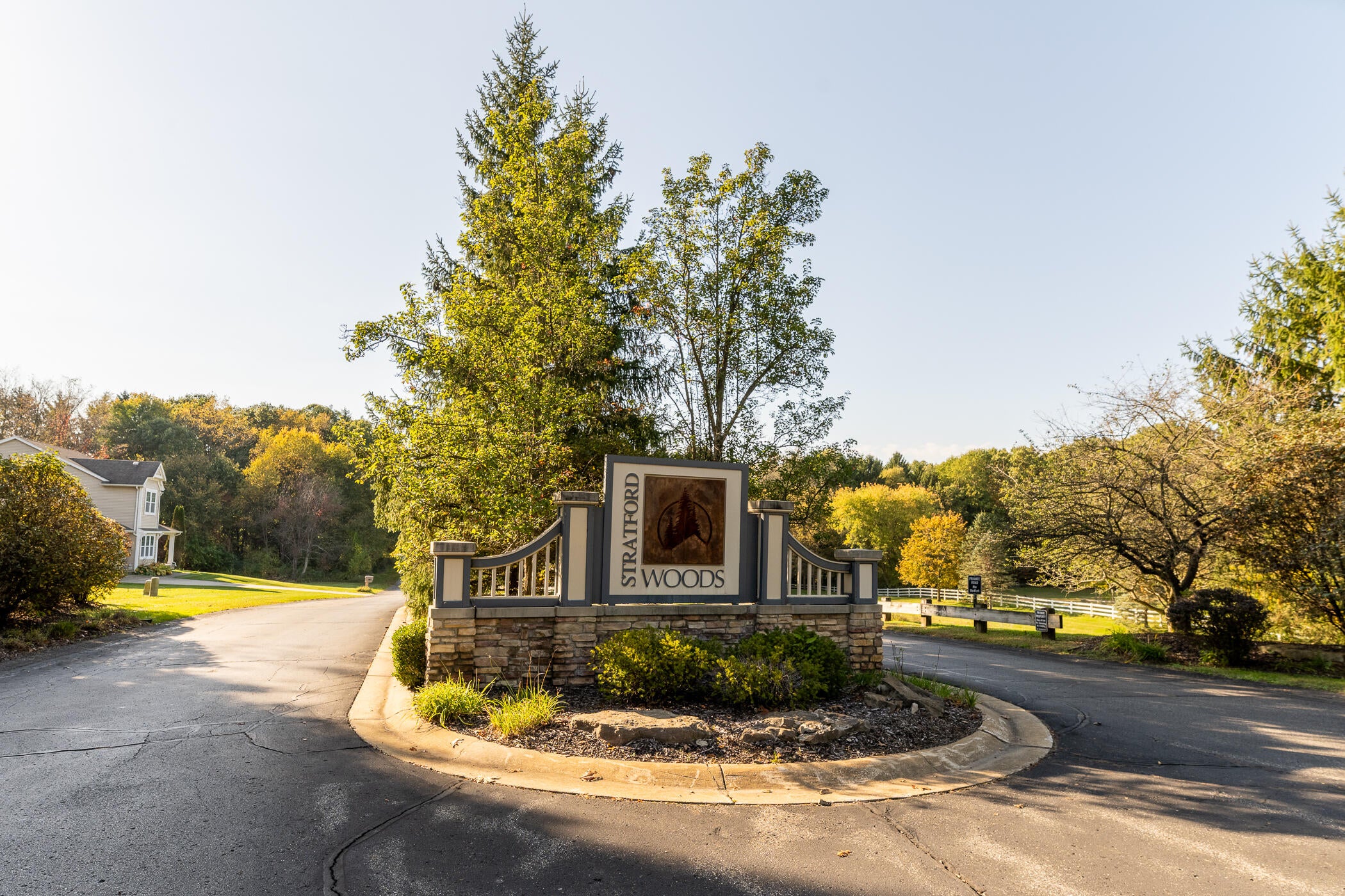 9359 Stratford Woods Trail