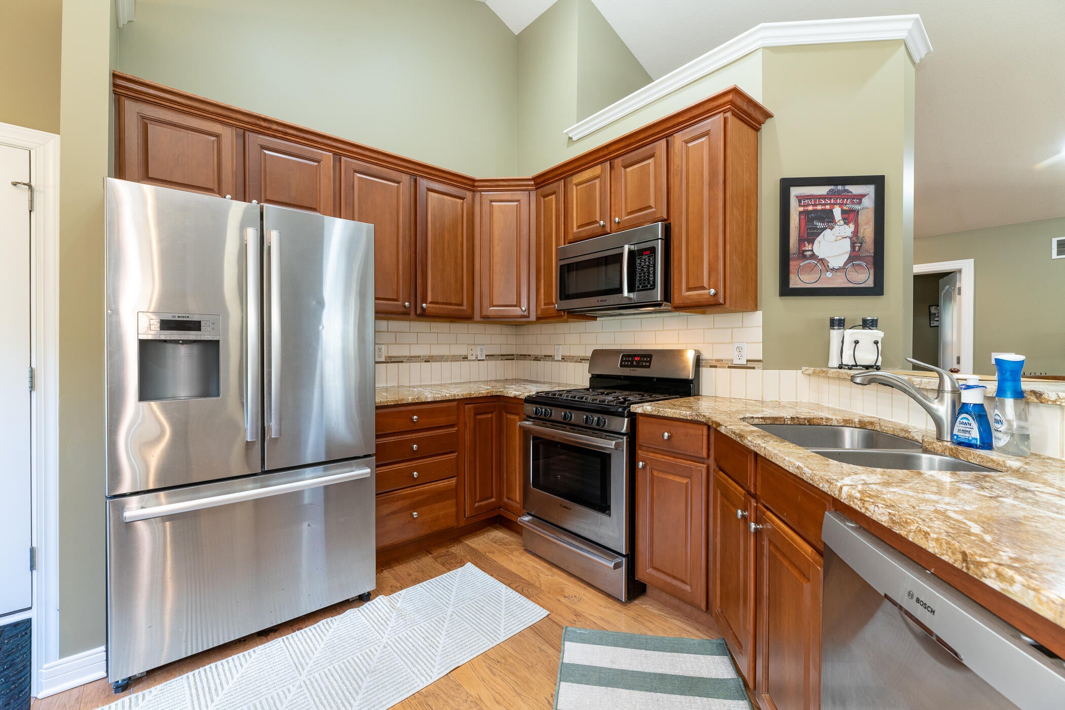 9359 Stratford Woods Trail