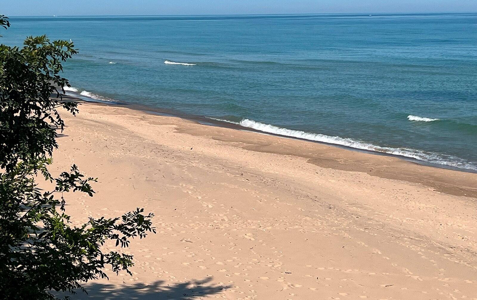4281 Lake Shore Drive