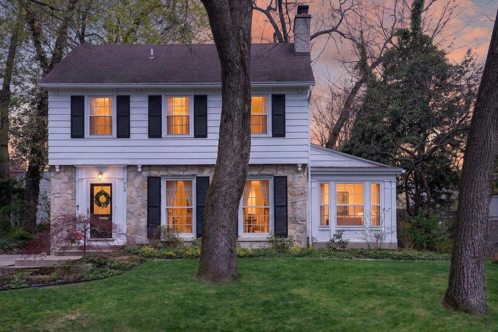 Photo of 968 Gladstone Drive SE, East Grand Rapids, MI 49506 (MLS # 26017583)