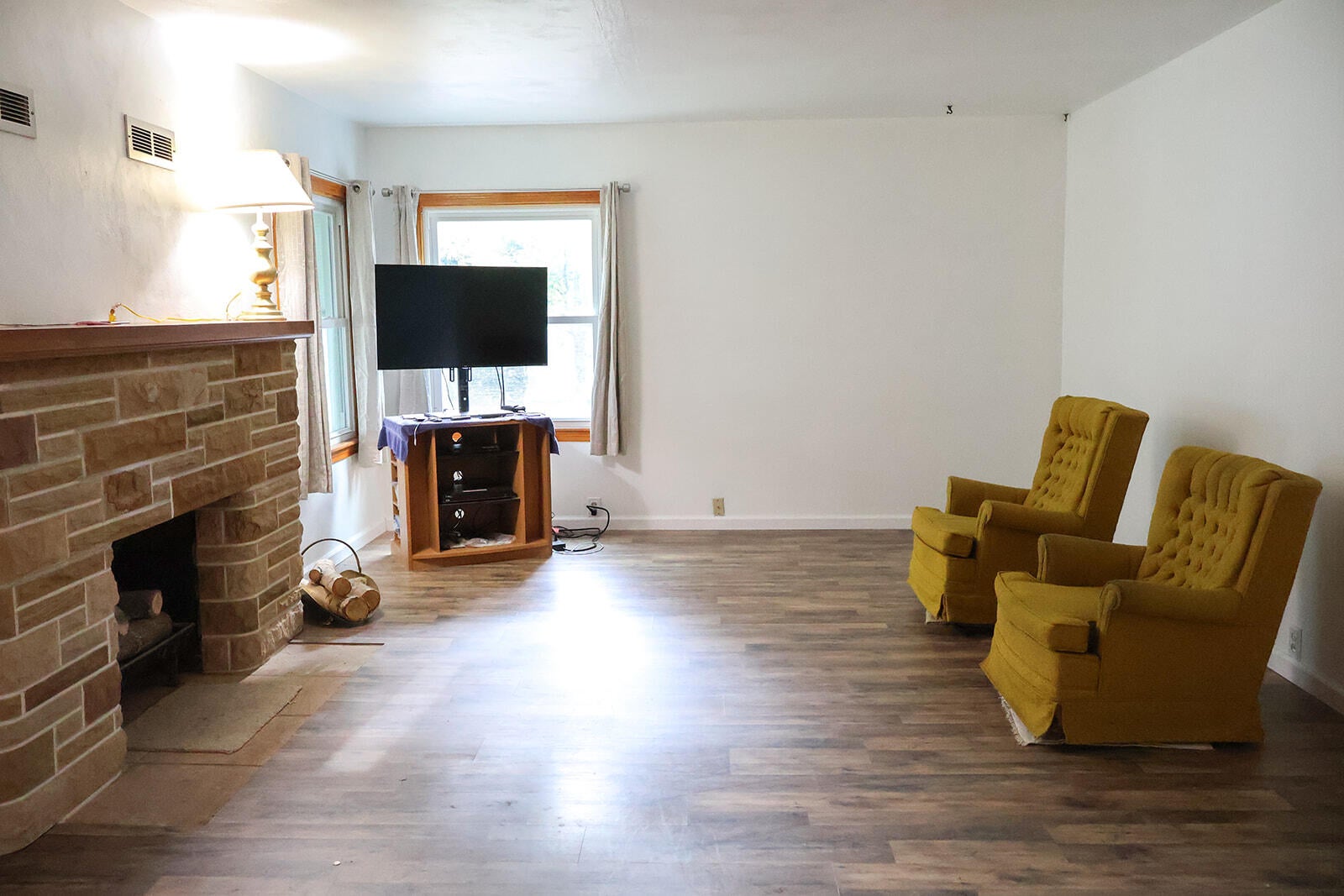 114 E Southeastern Avenue E