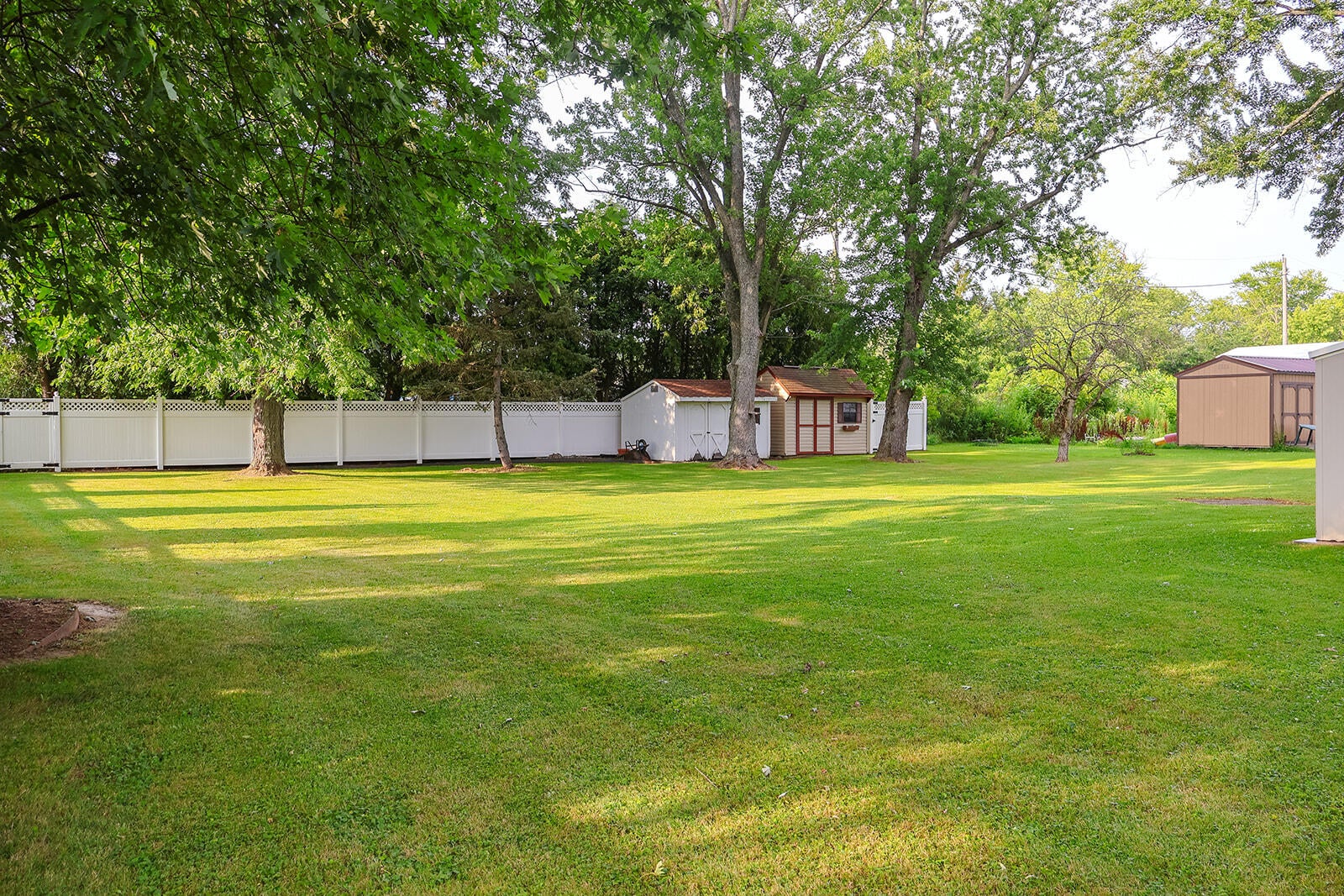 114 E Southeastern Avenue E