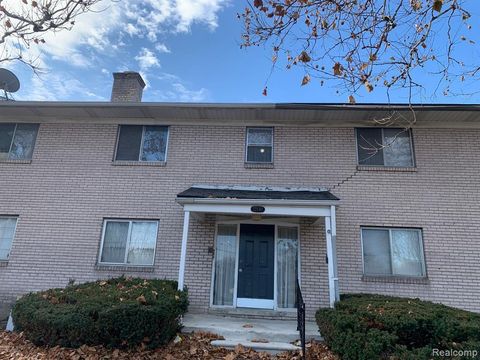 Photo of 22140 Dante Ave, Oak Park, MI 48237 (MLS # 26013373)