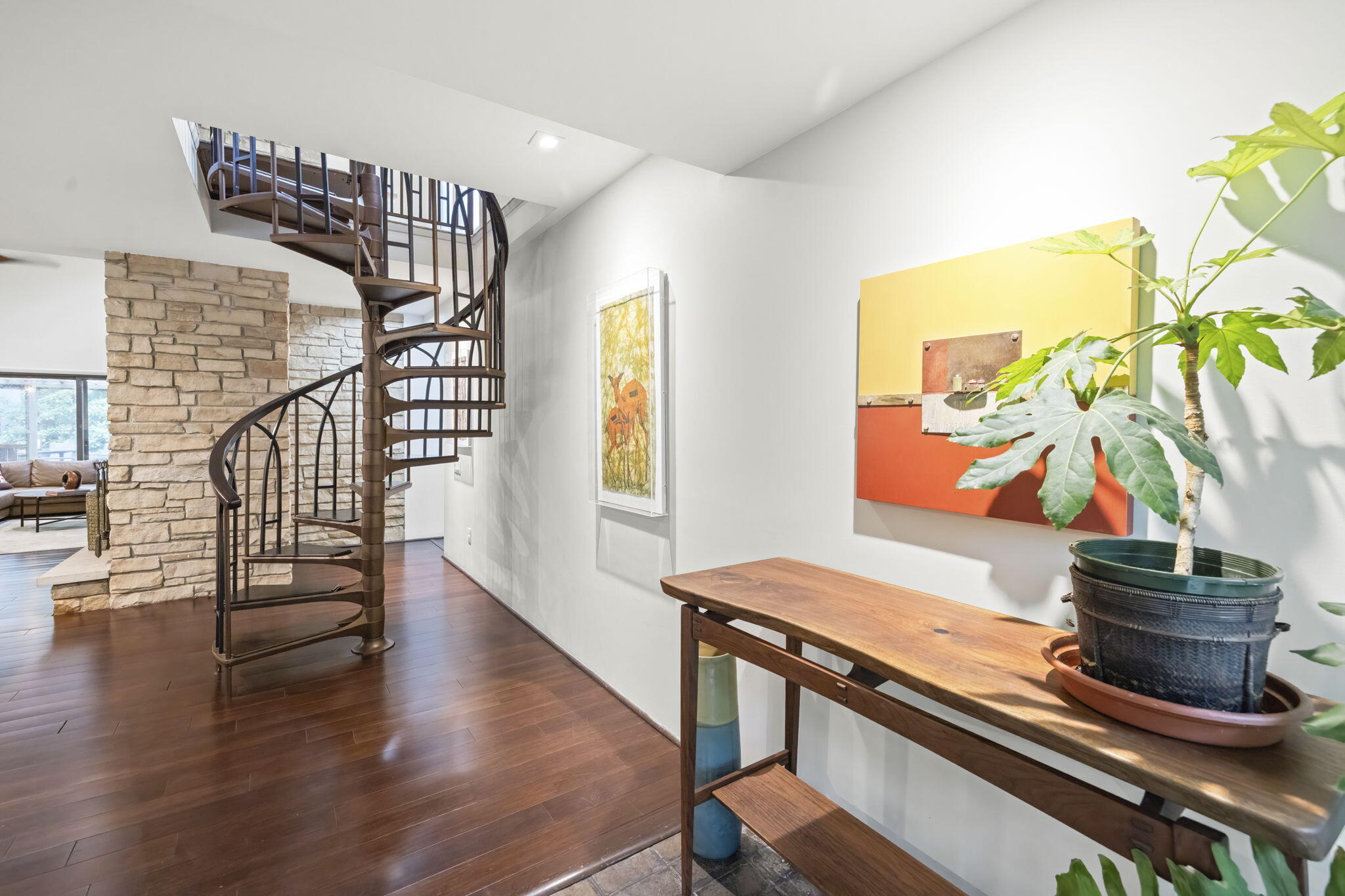 4152 Hillside Trail