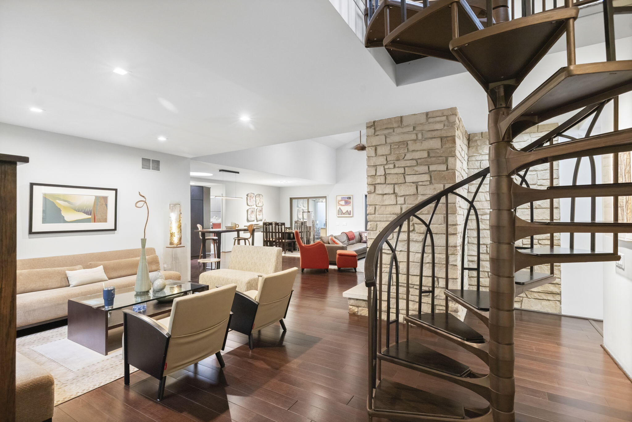 4152 Hillside Trail