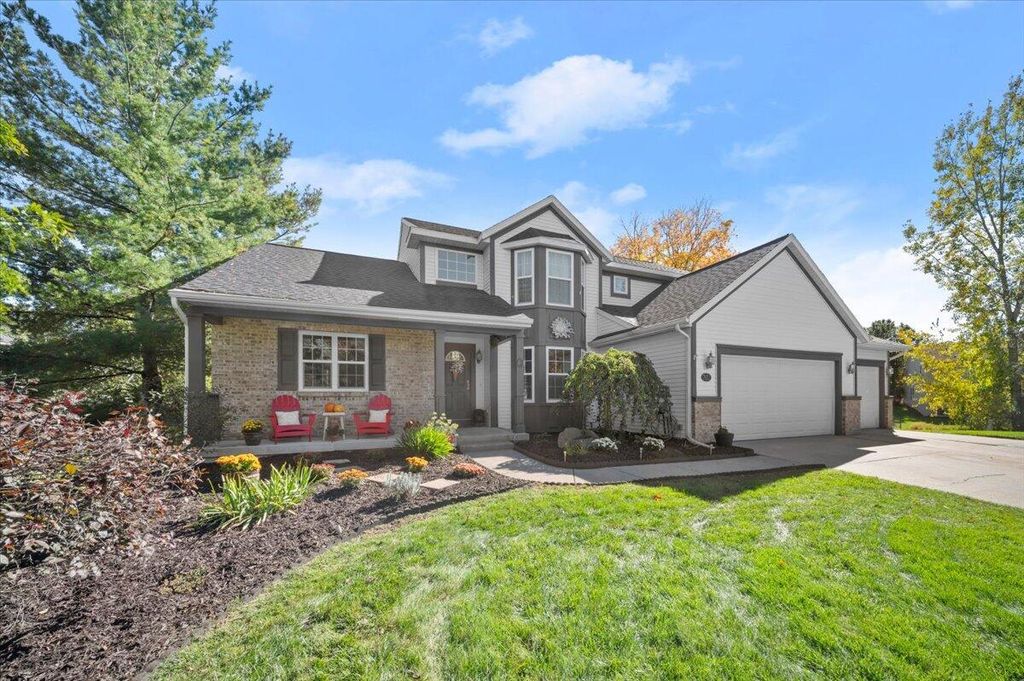 Photo of 7922 E Dogwood Meadows Court SE, Ada, MI 49301 (MLS # 25057104)