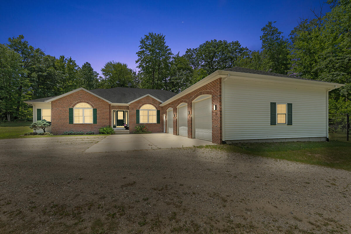 23103 13 Mile Road