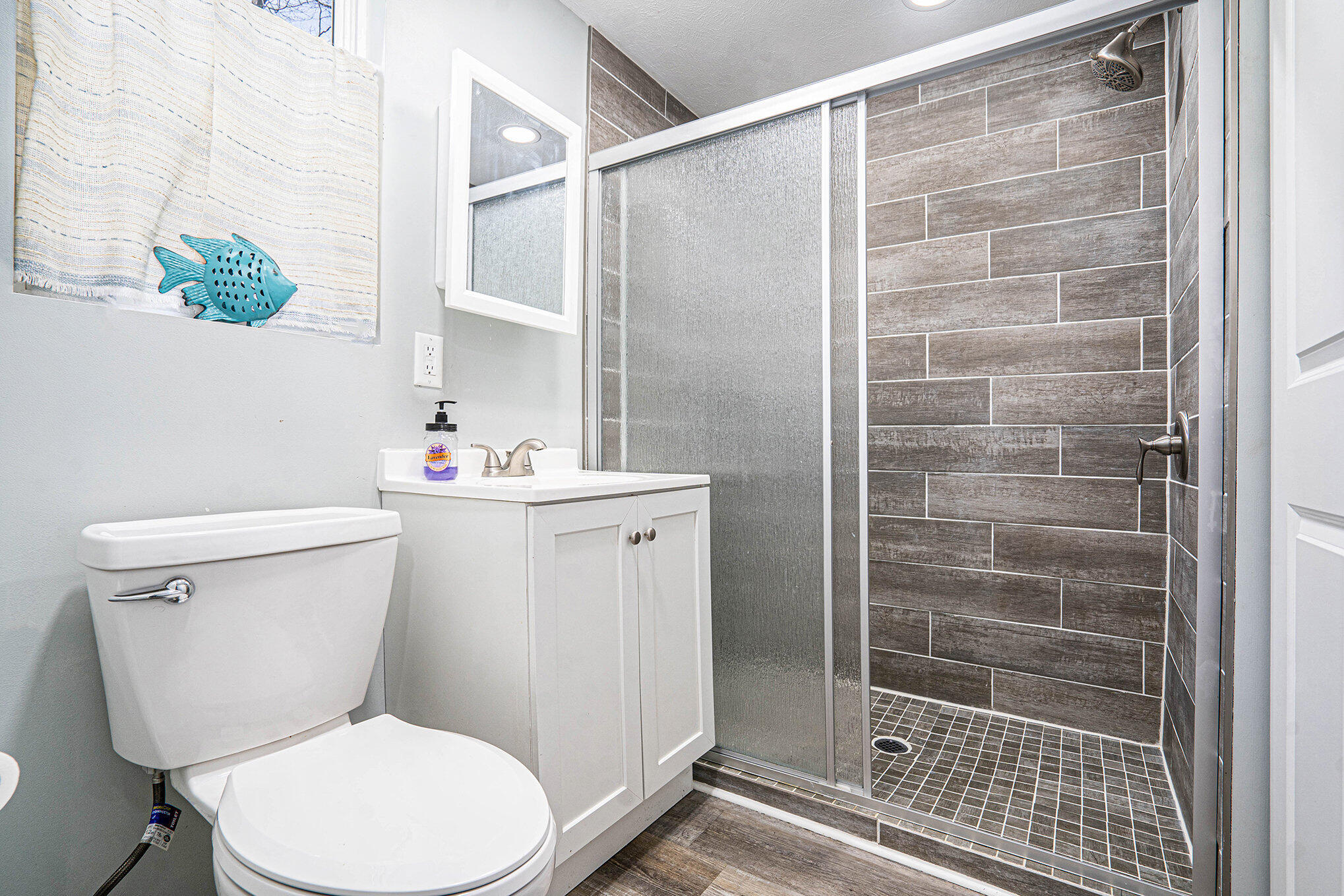 Richland, Michigan 49083, United States, 2 Bedrooms Bedrooms, ,2 BathroomsBathrooms,Residential,Pending,95252