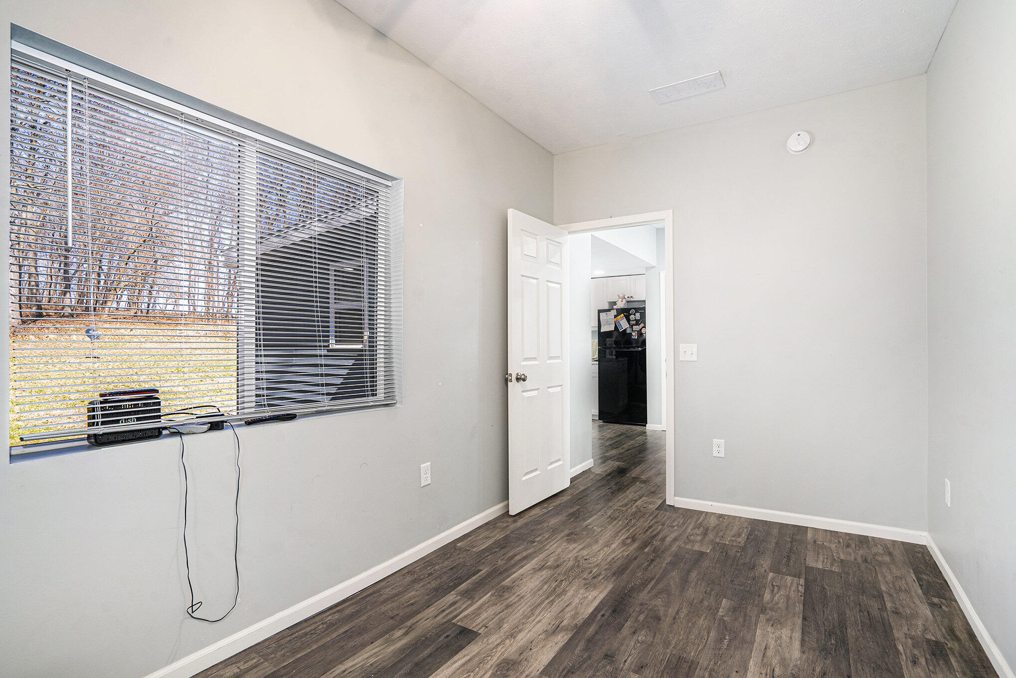 Richland, Michigan 49083, United States, 2 Bedrooms Bedrooms, ,2 BathroomsBathrooms,Residential,Pending,95252