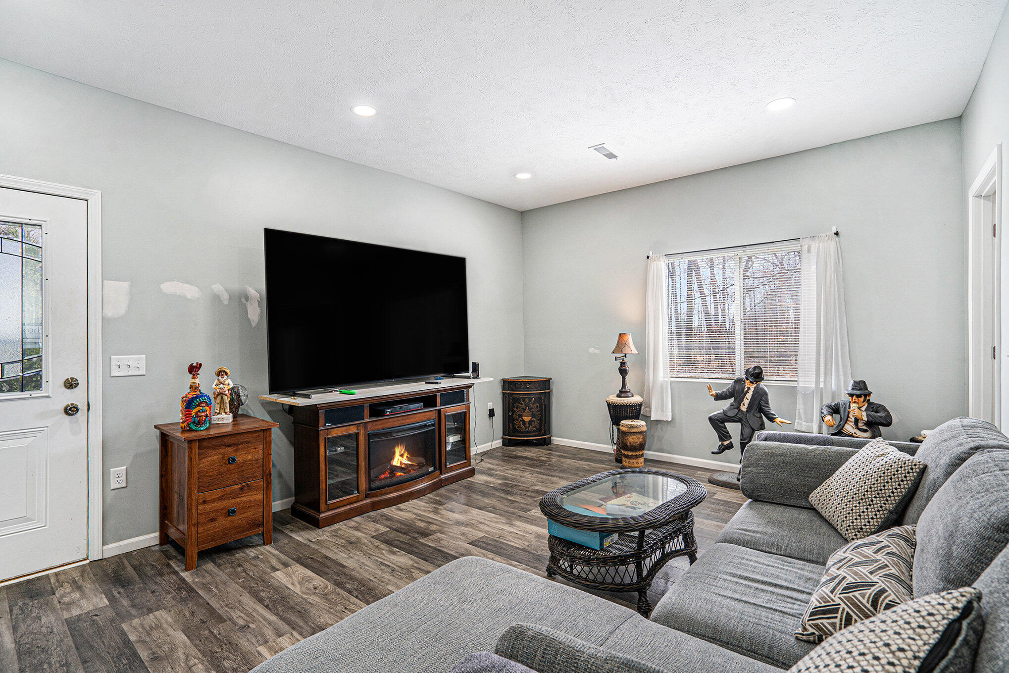 Richland, Michigan 49083, United States, 2 Bedrooms Bedrooms, ,2 BathroomsBathrooms,Residential,Pending,95252