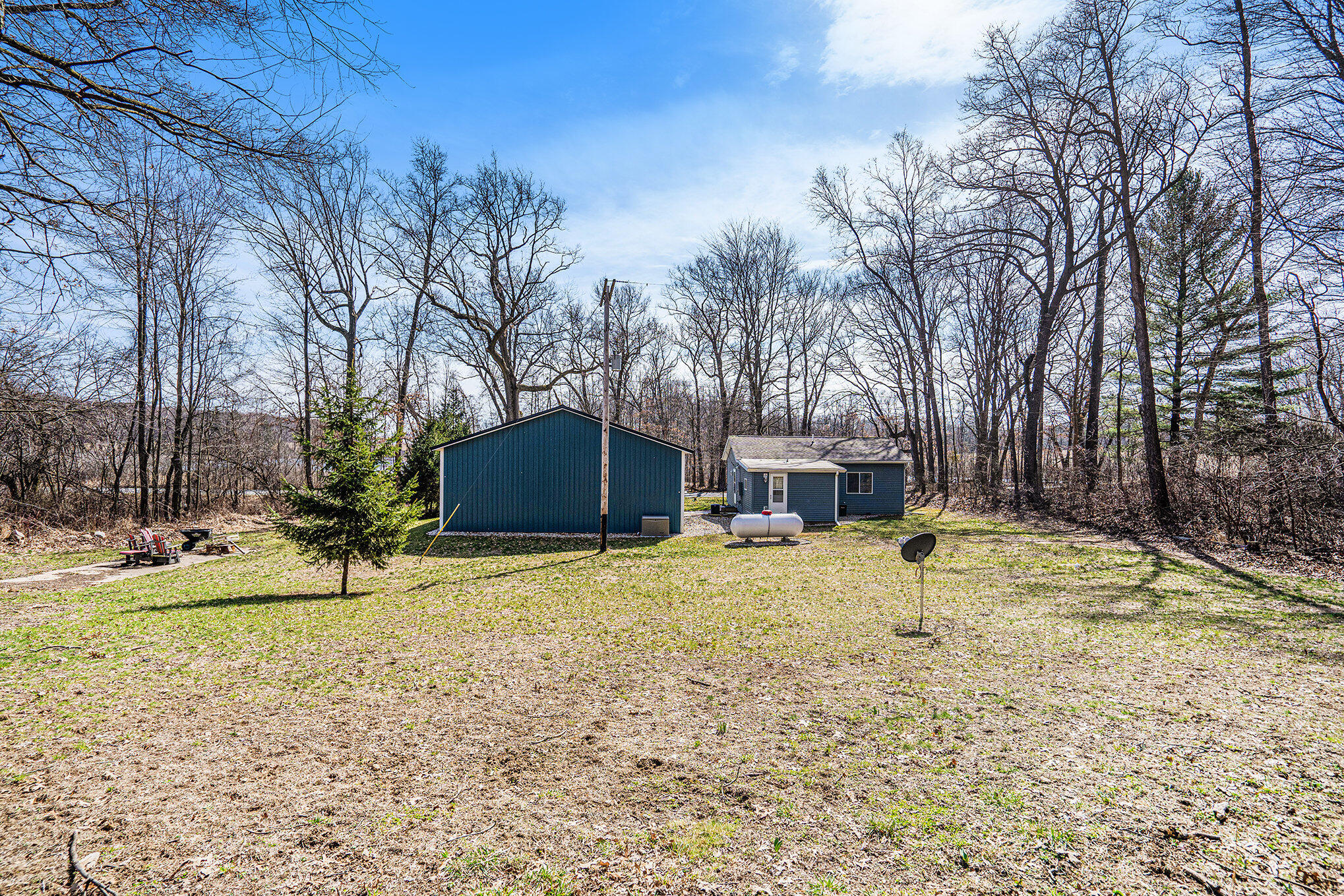 Richland, Michigan 49083, United States, 2 Bedrooms Bedrooms, ,2 BathroomsBathrooms,Residential,Pending,95252