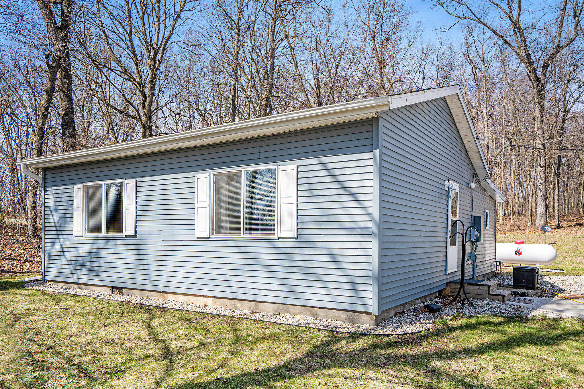 Richland, Michigan 49083, United States, 2 Bedrooms Bedrooms, ,2 BathroomsBathrooms,Residential,Pending,95252