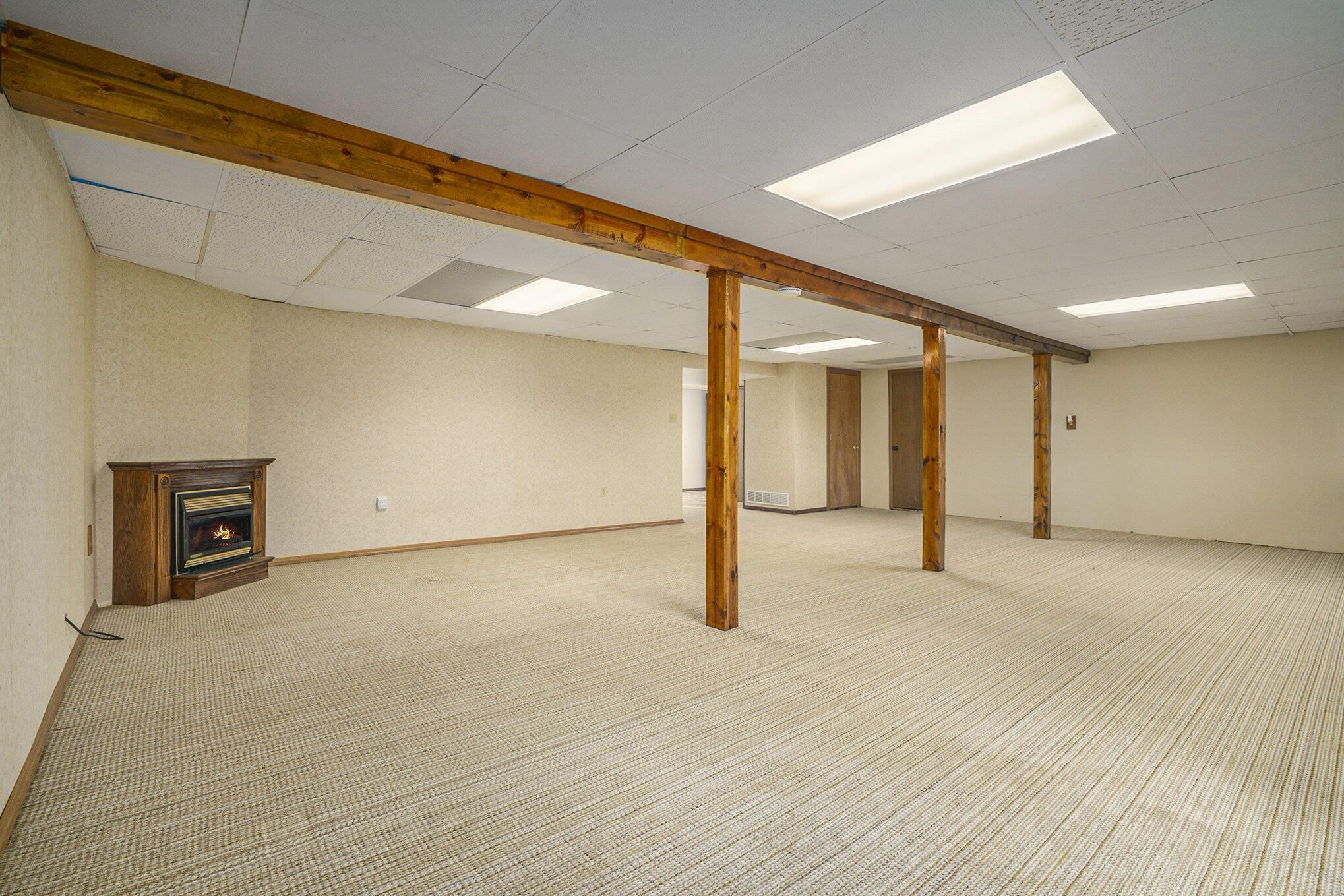 Sturgis, Michigan 49091, United States, 3 Bedrooms Bedrooms, ,3 BathroomsBathrooms,Residential,Active,178793