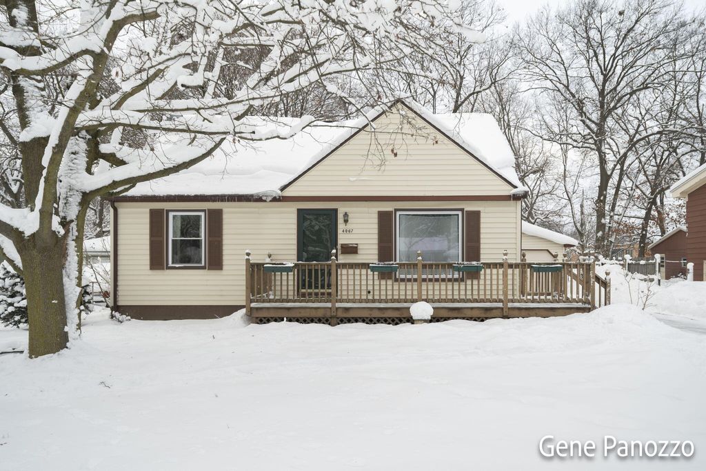 Photo of 4067 Heron Avenue SW, Wyoming, MI 49509 (MLS # 24004209)
