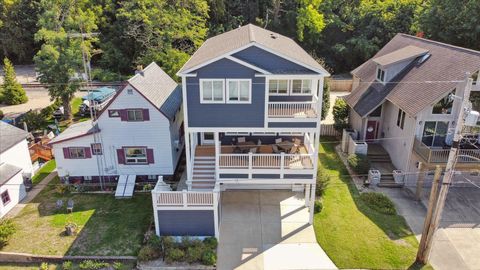 622 Vine Street St. Joseph MI 49085