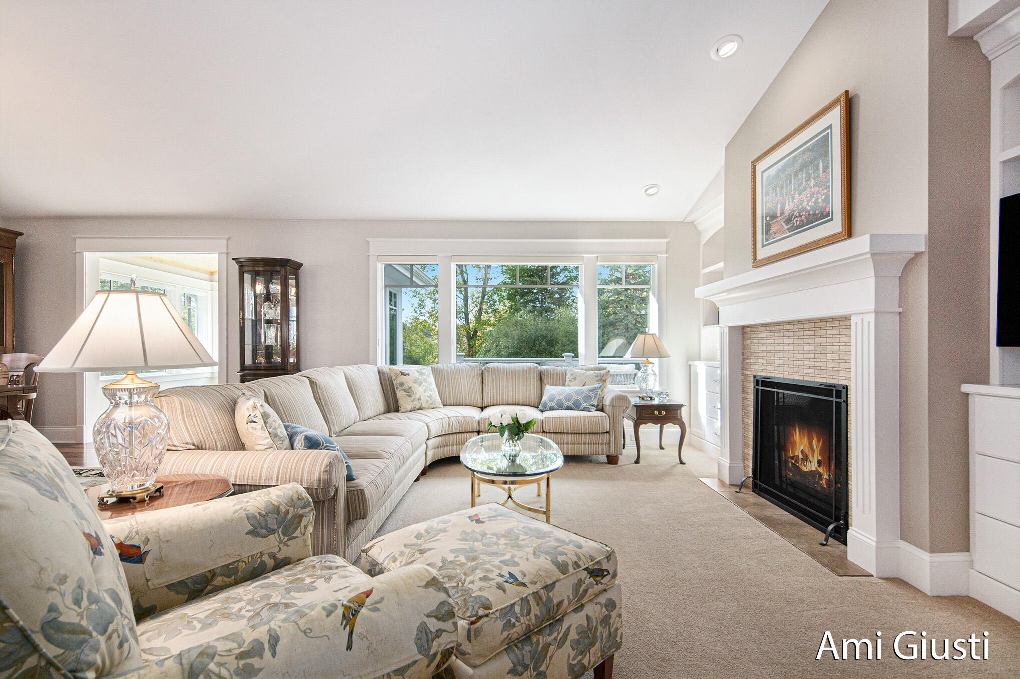 Grand Rapids, Michigan 49546, United States, 3 Bedrooms Bedrooms, ,3 BathroomsBathrooms,Residential,Active,229159