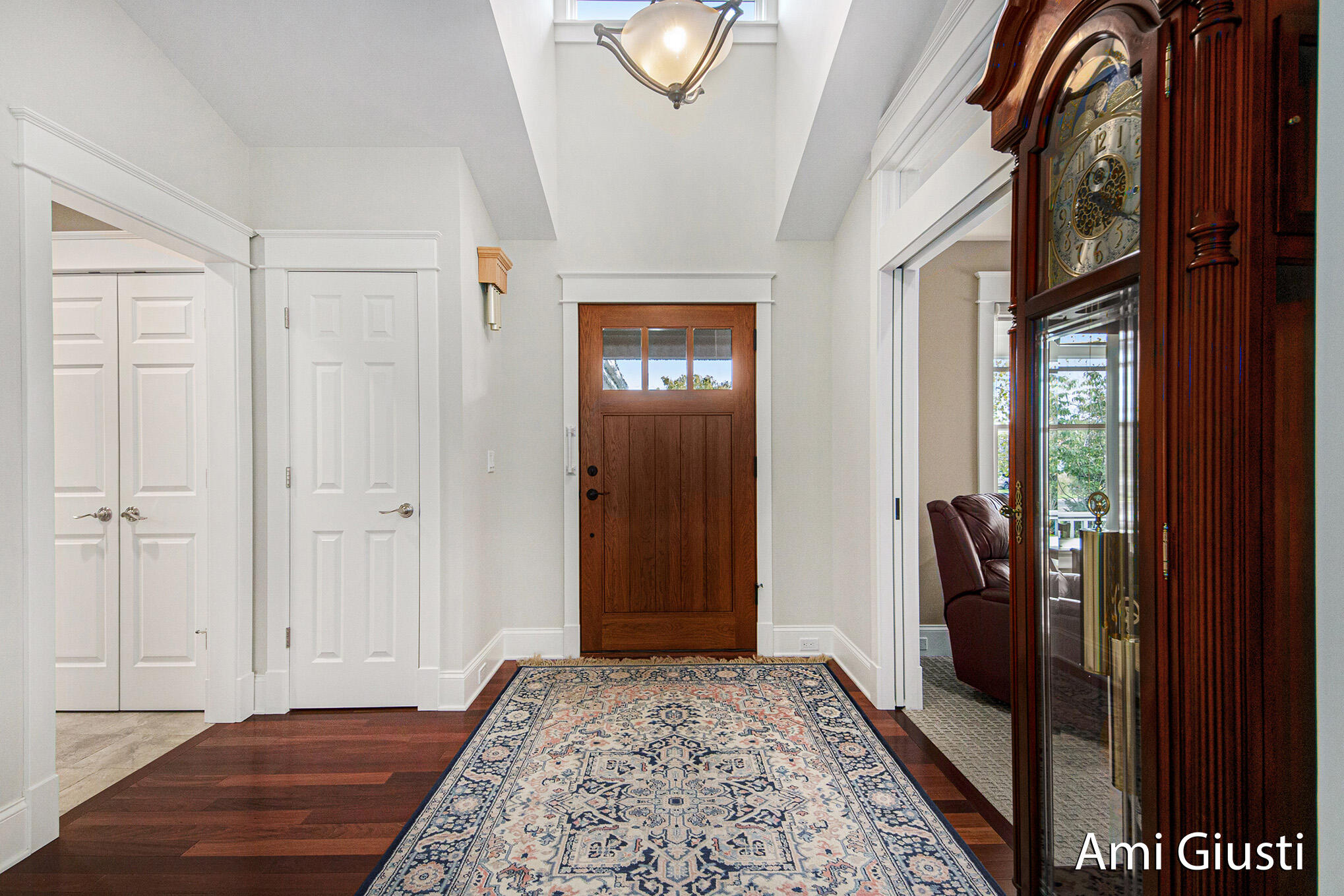 Grand Rapids, Michigan 49546, United States, 3 Bedrooms Bedrooms, ,3 BathroomsBathrooms,Residential,Active,229159