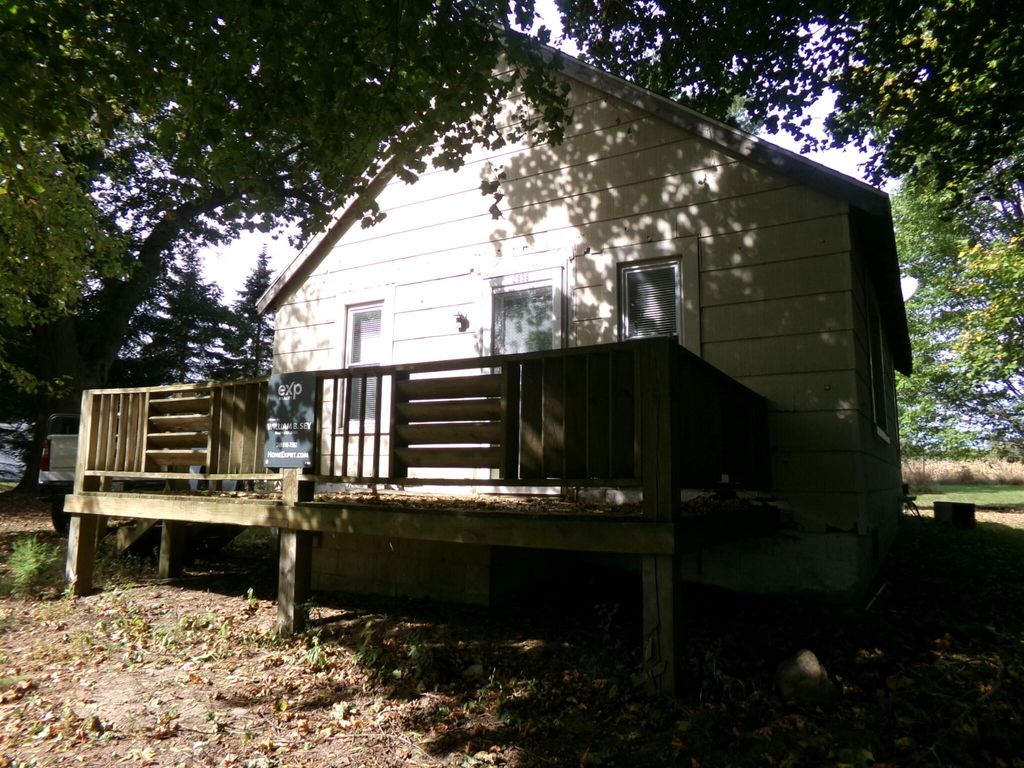 Photo of 2958 Valley View Road, Jackson, MI 49201 (MLS # 25051171)