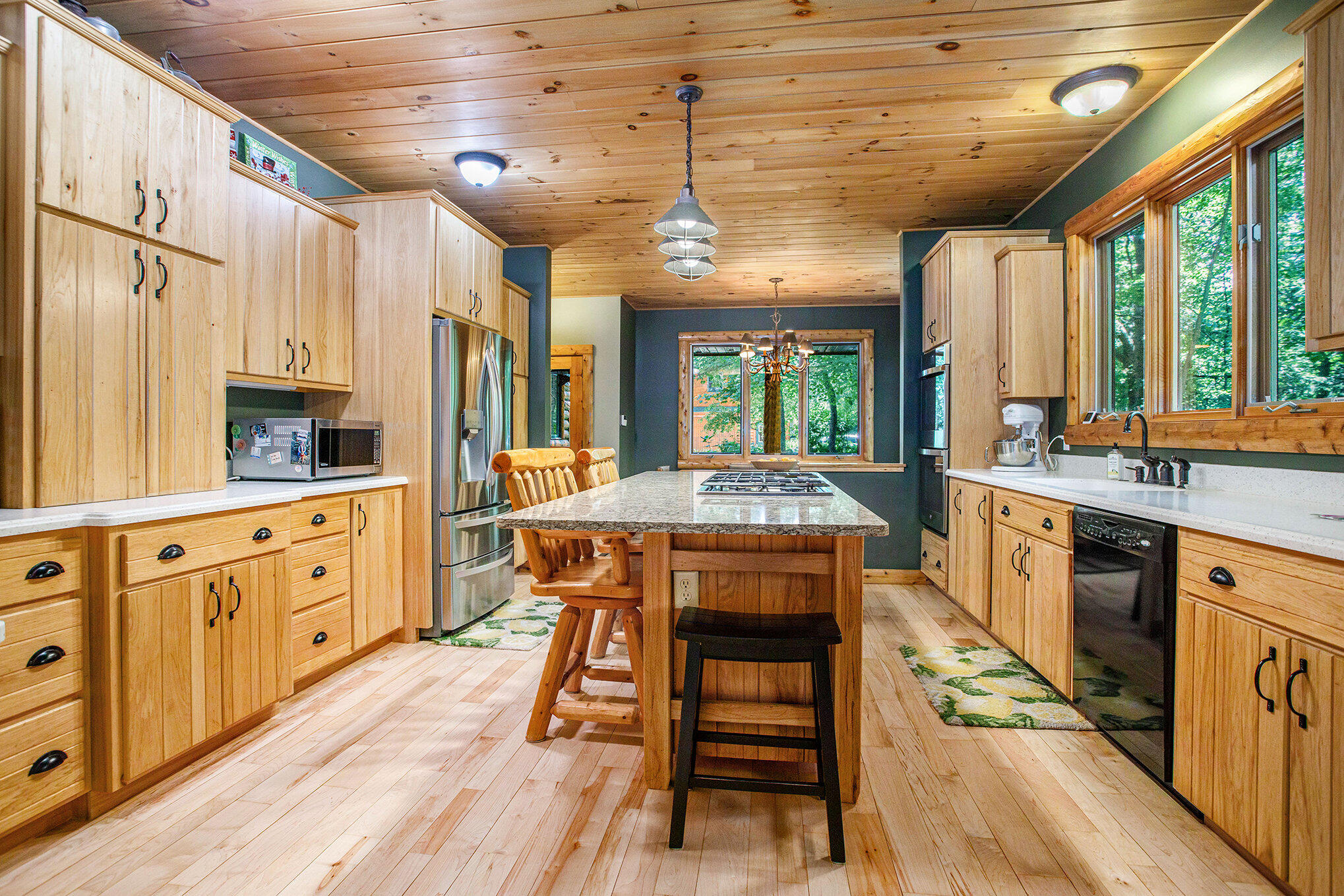 Richland, Michigan 49083, United States, 5 Bedrooms Bedrooms, ,4 BathroomsBathrooms,Residential,Active,181530