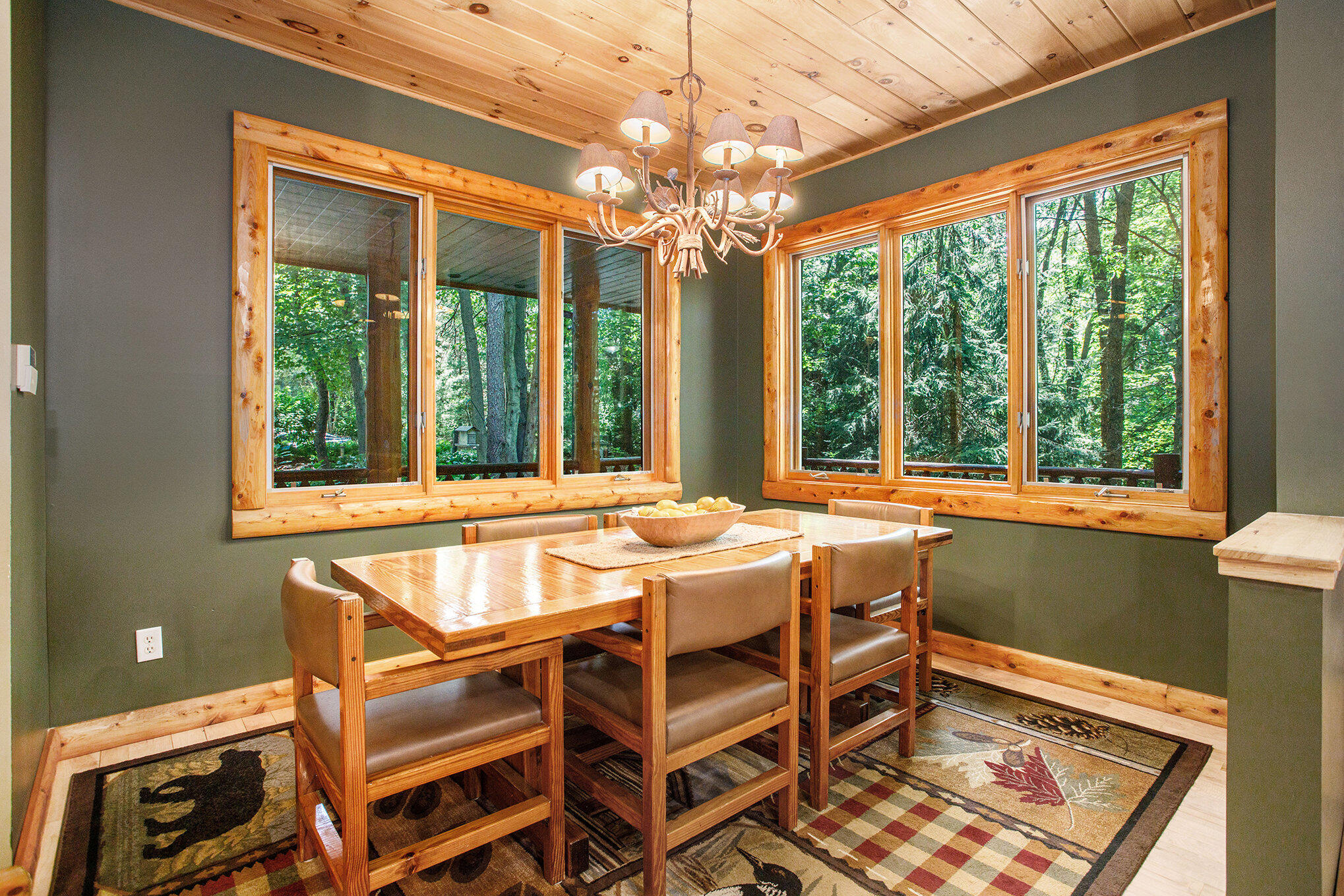 Richland, Michigan 49083, United States, 5 Bedrooms Bedrooms, ,4 BathroomsBathrooms,Residential,Active,181530