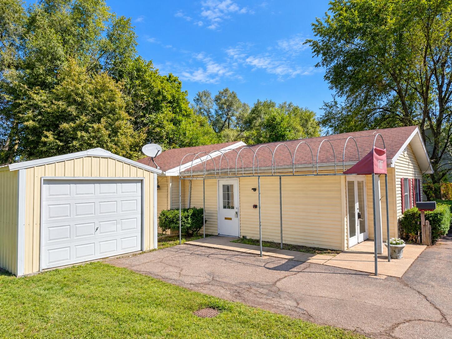 1707 Miller Road