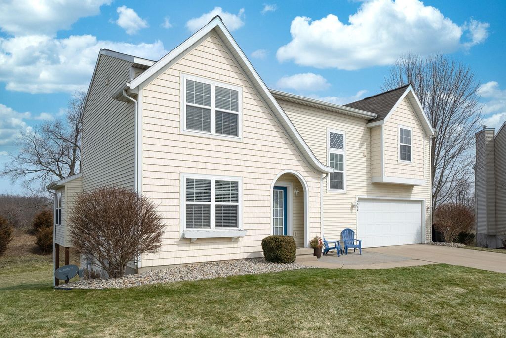 Photo of 6013 W Alanada Court, Caledonia, MI 49316 (MLS # 23008412)