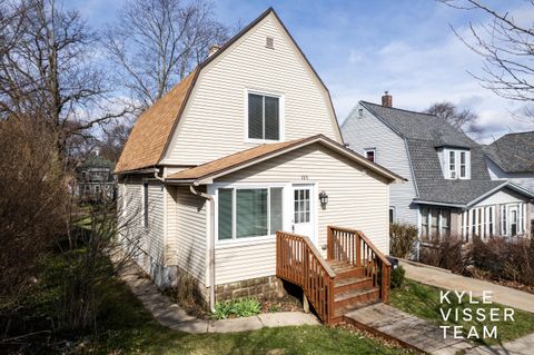 135 Houseman Avenue NE, Grand Rapids, MI 49503 - MLS#: 25013511