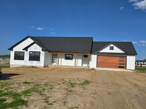 MLS: 25021550