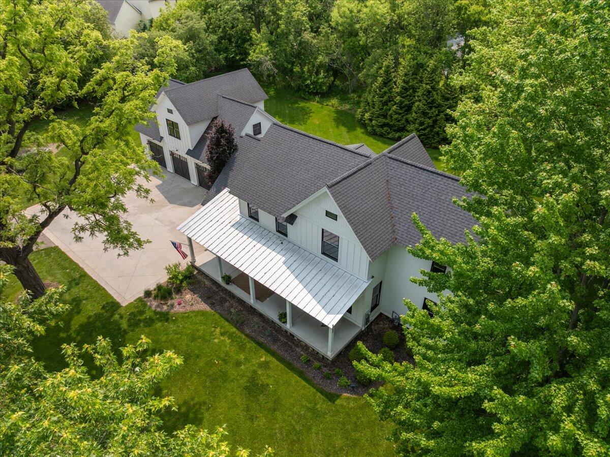 2582 3 Mile Road NE
