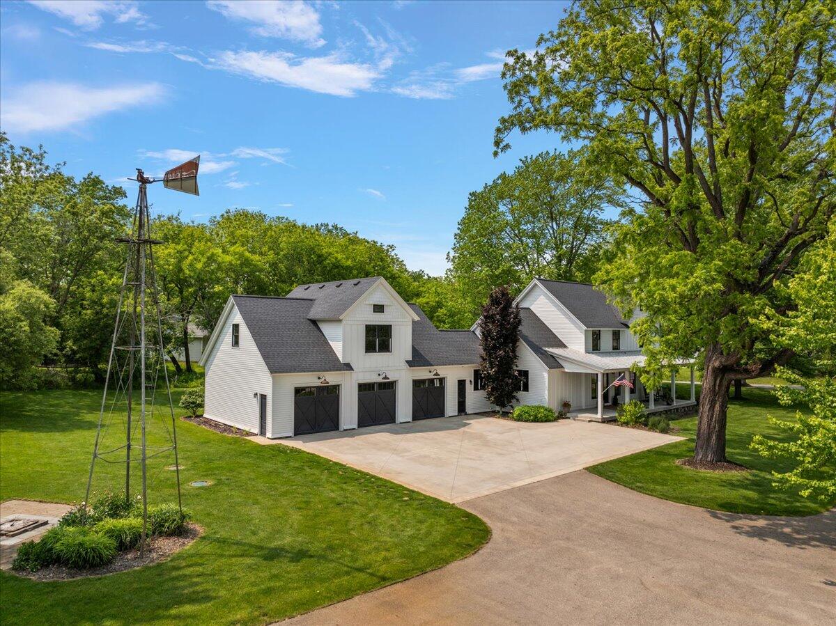 2582 3 Mile Road NE