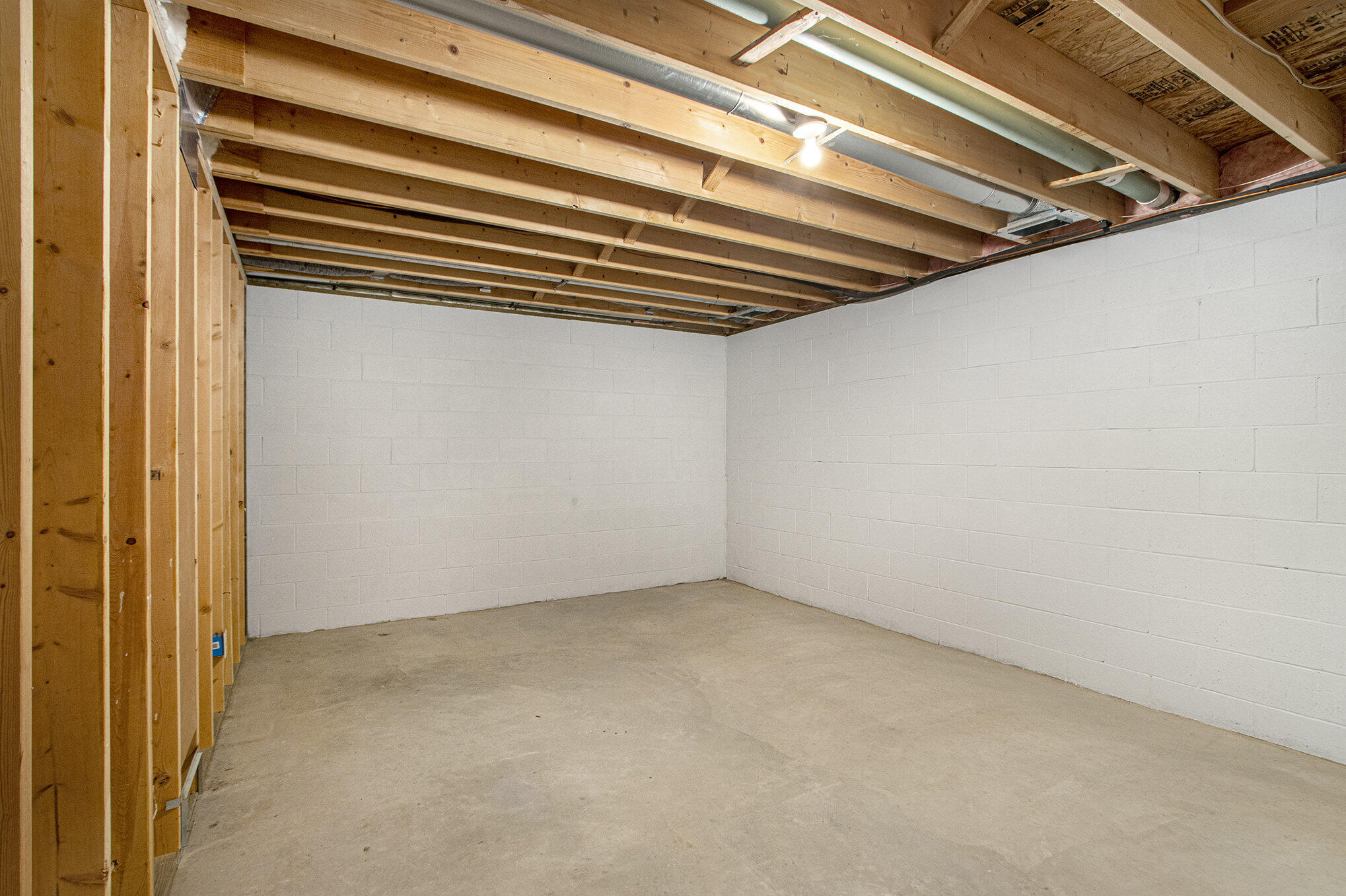 Kalamazoo, Michigan 49008, United States, 4 Bedrooms Bedrooms, ,4 BathroomsBathrooms,Residential,Active,138019