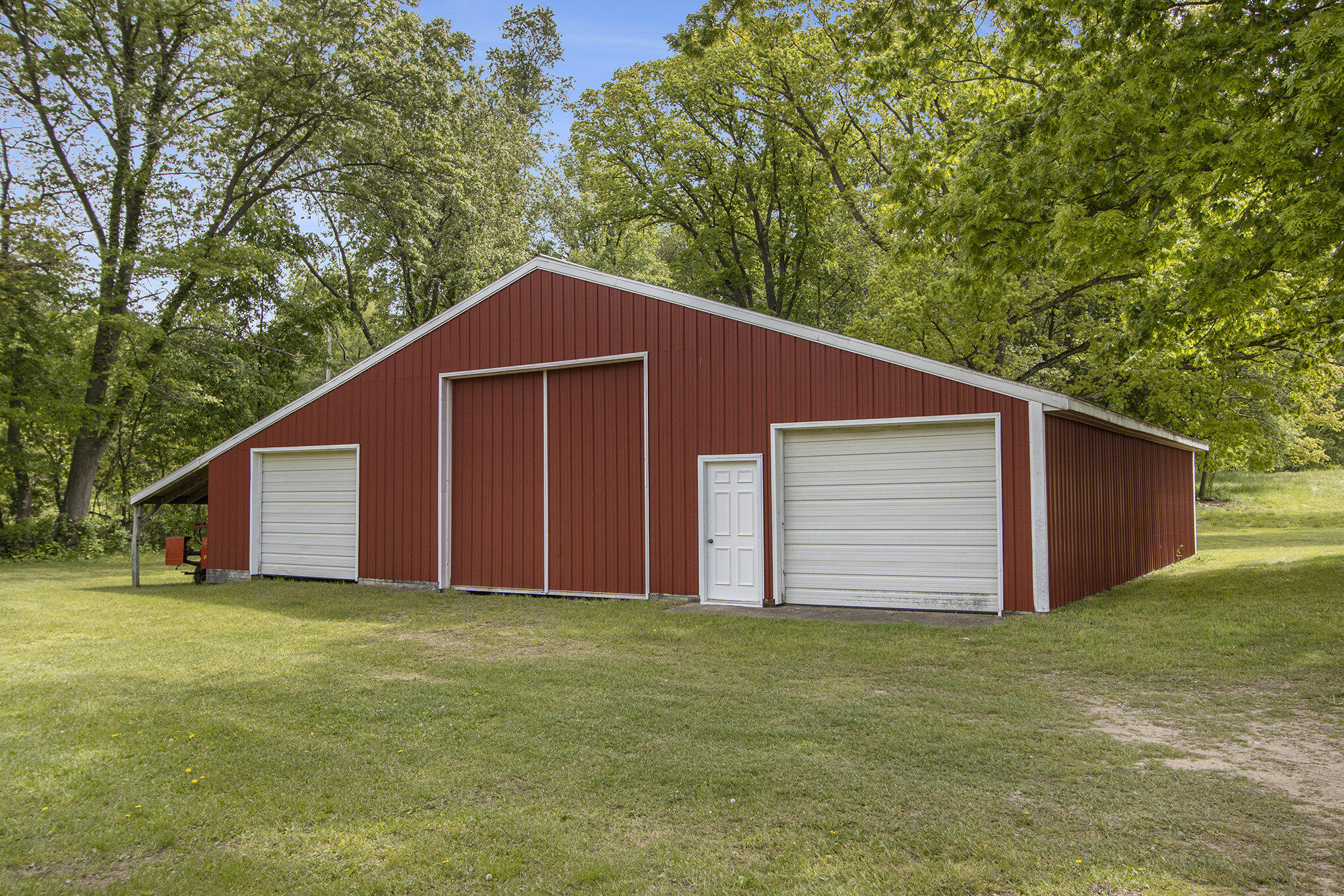 Kalamazoo, Michigan 49008, United States, 4 Bedrooms Bedrooms, ,4 BathroomsBathrooms,Residential,Active,138019