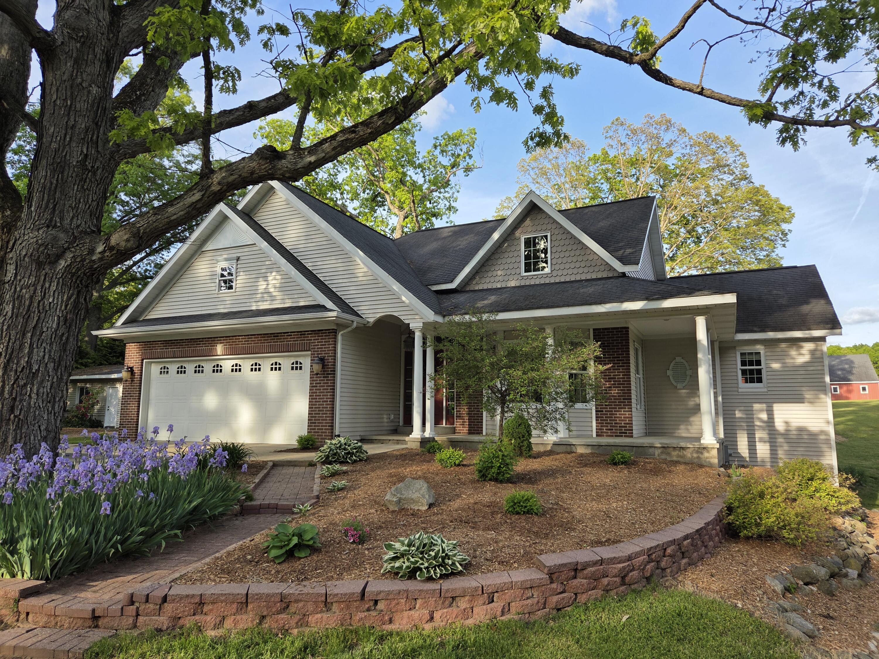 Kalamazoo, Michigan 49008, United States, 4 Bedrooms Bedrooms, ,4 BathroomsBathrooms,Residential,Active,138019