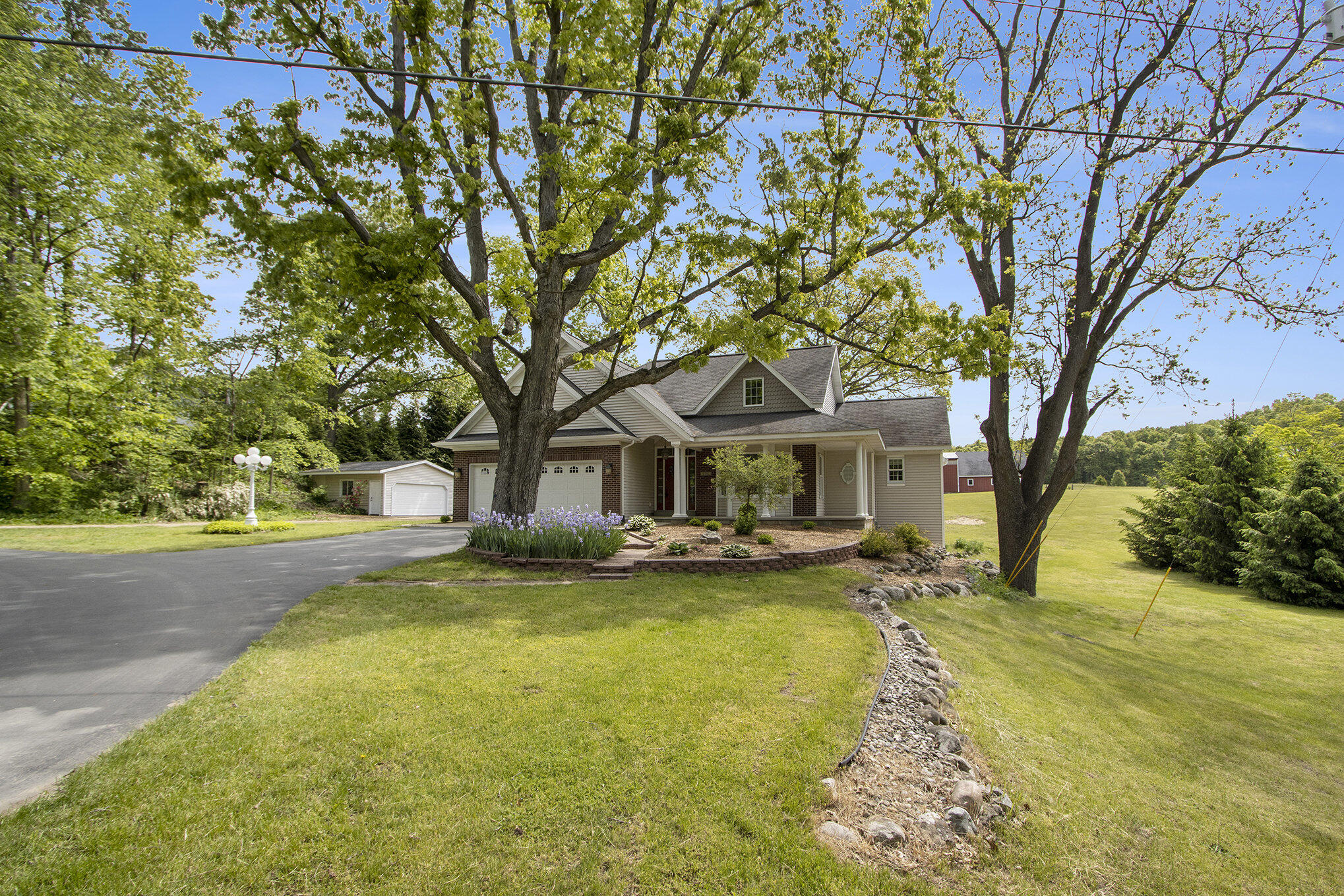 Kalamazoo, Michigan 49008, United States, 4 Bedrooms Bedrooms, ,4 BathroomsBathrooms,Residential,Active,138019