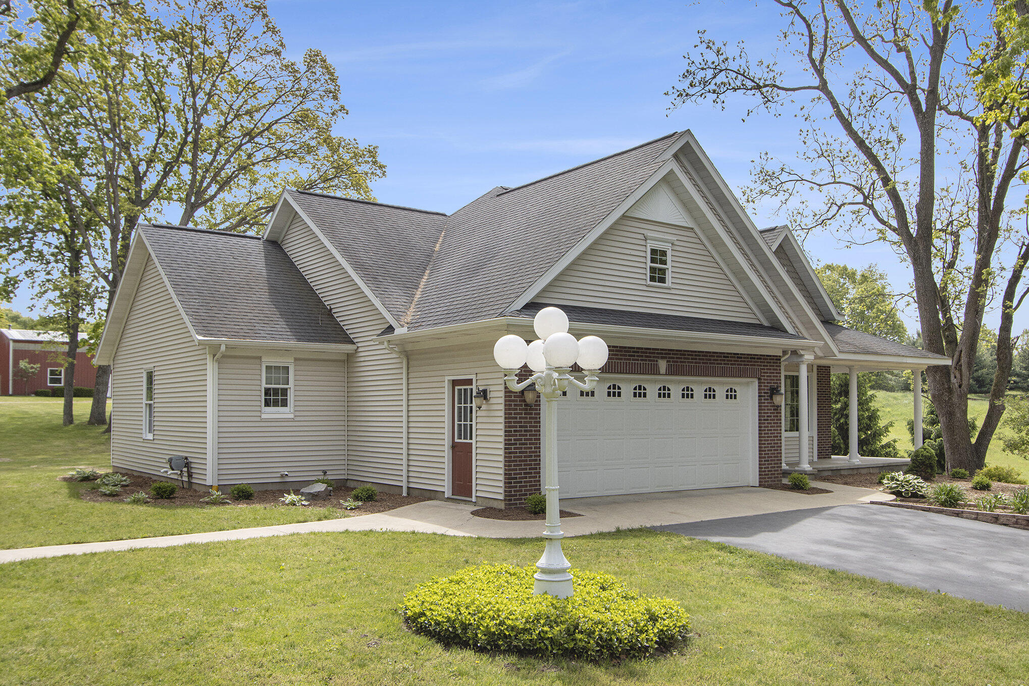 Kalamazoo, Michigan 49008, United States, 4 Bedrooms Bedrooms, ,4 BathroomsBathrooms,Residential,Active,138019