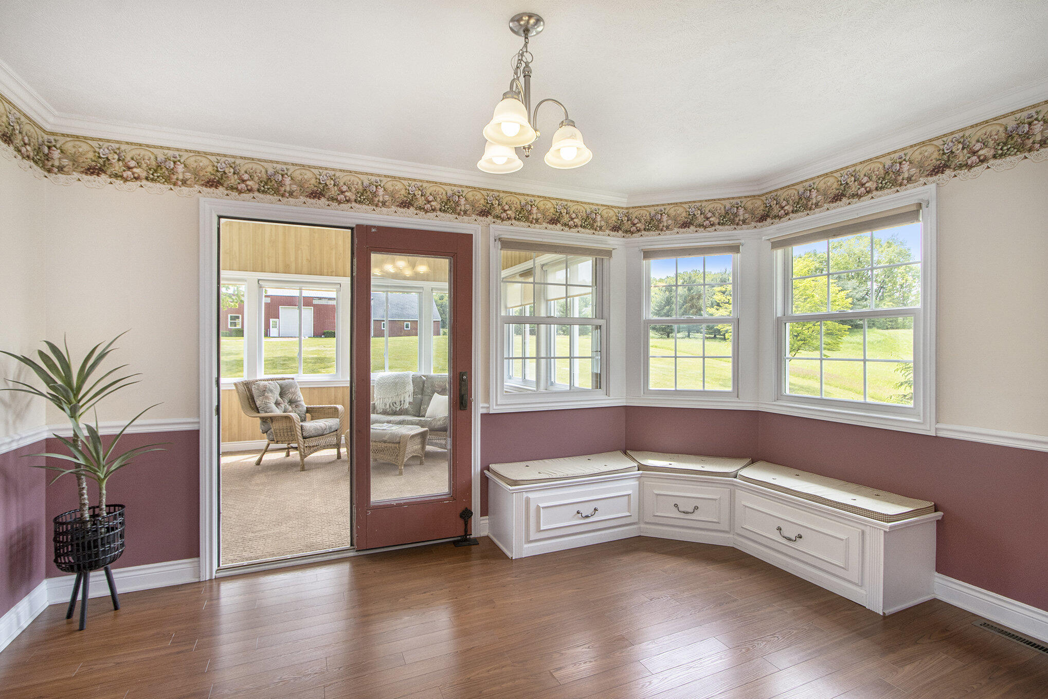 Kalamazoo, Michigan 49008, United States, 4 Bedrooms Bedrooms, ,4 BathroomsBathrooms,Residential,Active,138019