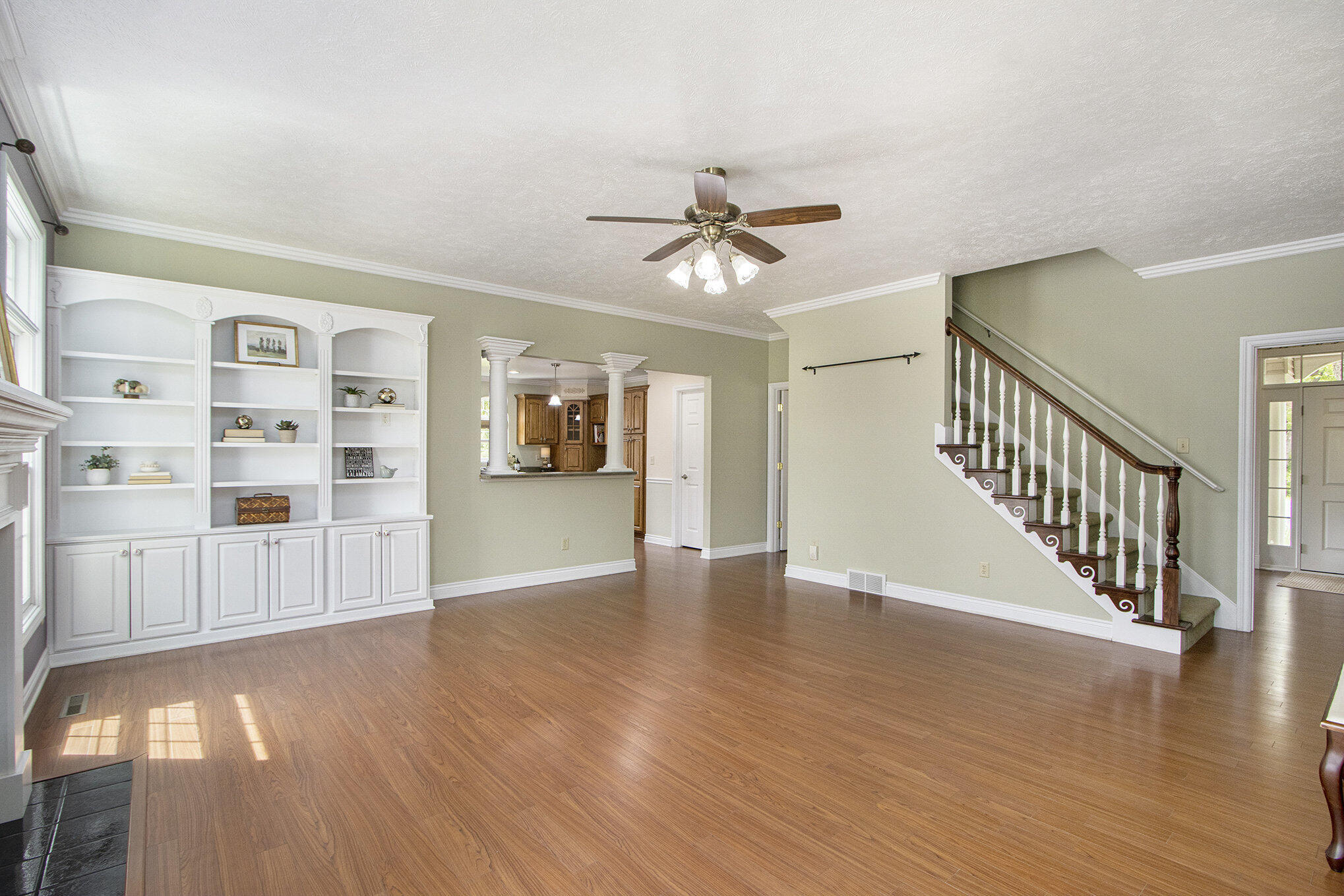 Kalamazoo, Michigan 49008, United States, 4 Bedrooms Bedrooms, ,4 BathroomsBathrooms,Residential,Active,138019