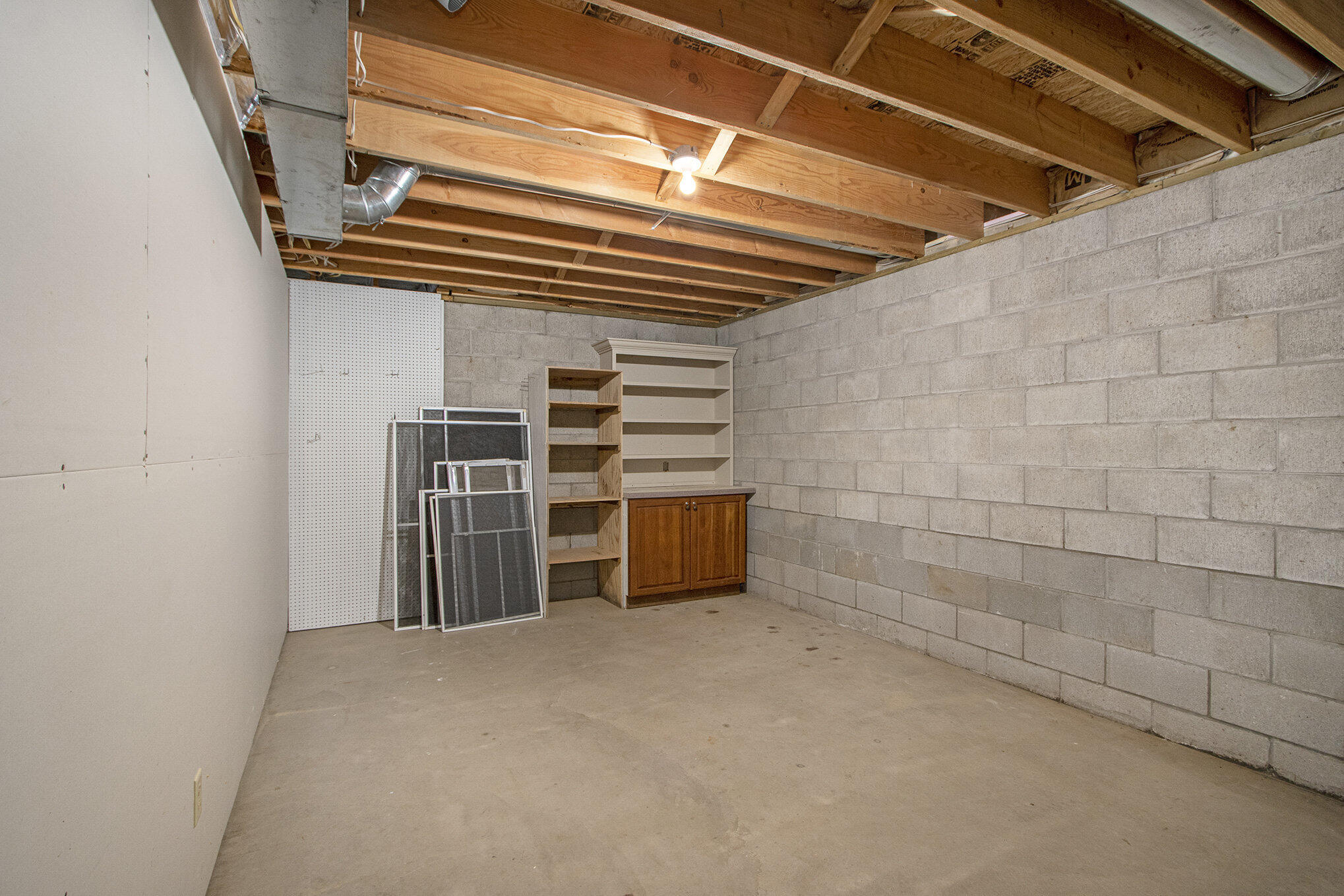 Kalamazoo, Michigan 49008, United States, 4 Bedrooms Bedrooms, ,4 BathroomsBathrooms,Residential,Active,138019