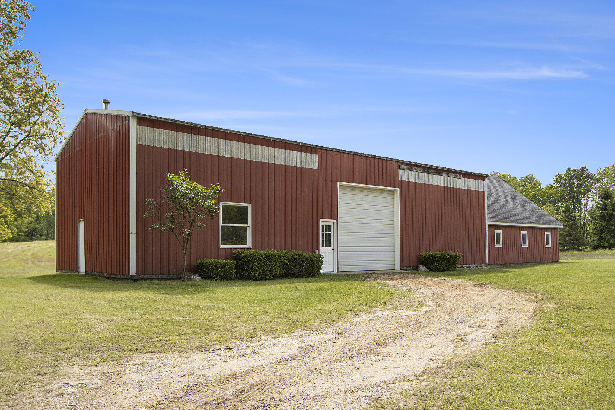 Kalamazoo, Michigan 49008, United States, 4 Bedrooms Bedrooms, ,4 BathroomsBathrooms,Residential,Active,138019