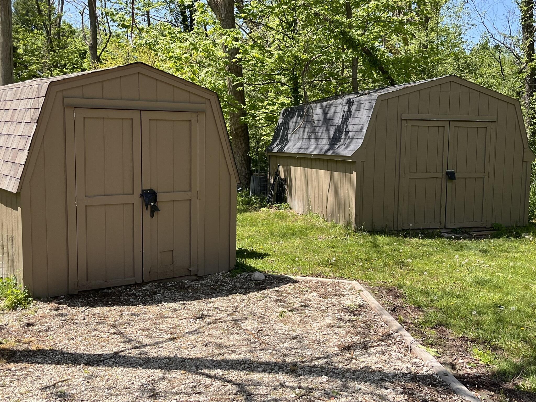 South Haven, Michigan 49090, United States, 2 Bedrooms Bedrooms, ,1 BathroomBathrooms,Residential,Pending,144900