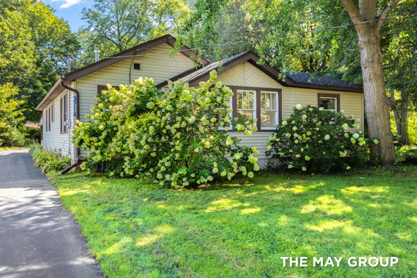3714 BRIGGS BLVD NE, GRAND RAPIDS, MI 49525 - Image fd9afd564d8a6c3852a8f1f1d6582d28/3310032636