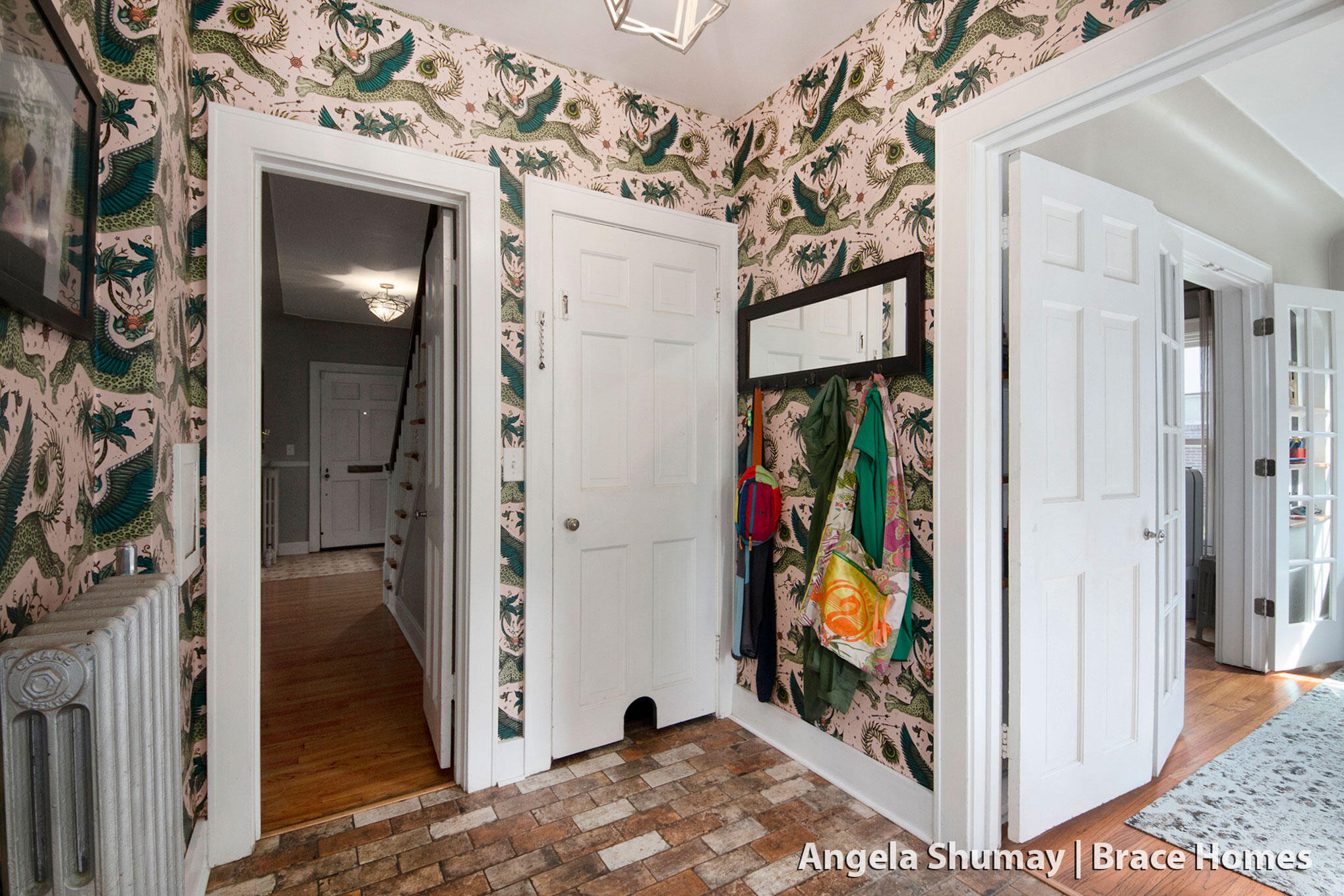 Grand Rapids, Michigan 49506, United States, 4 Bedrooms Bedrooms, ,3 BathroomsBathrooms,Residential,Active,221814