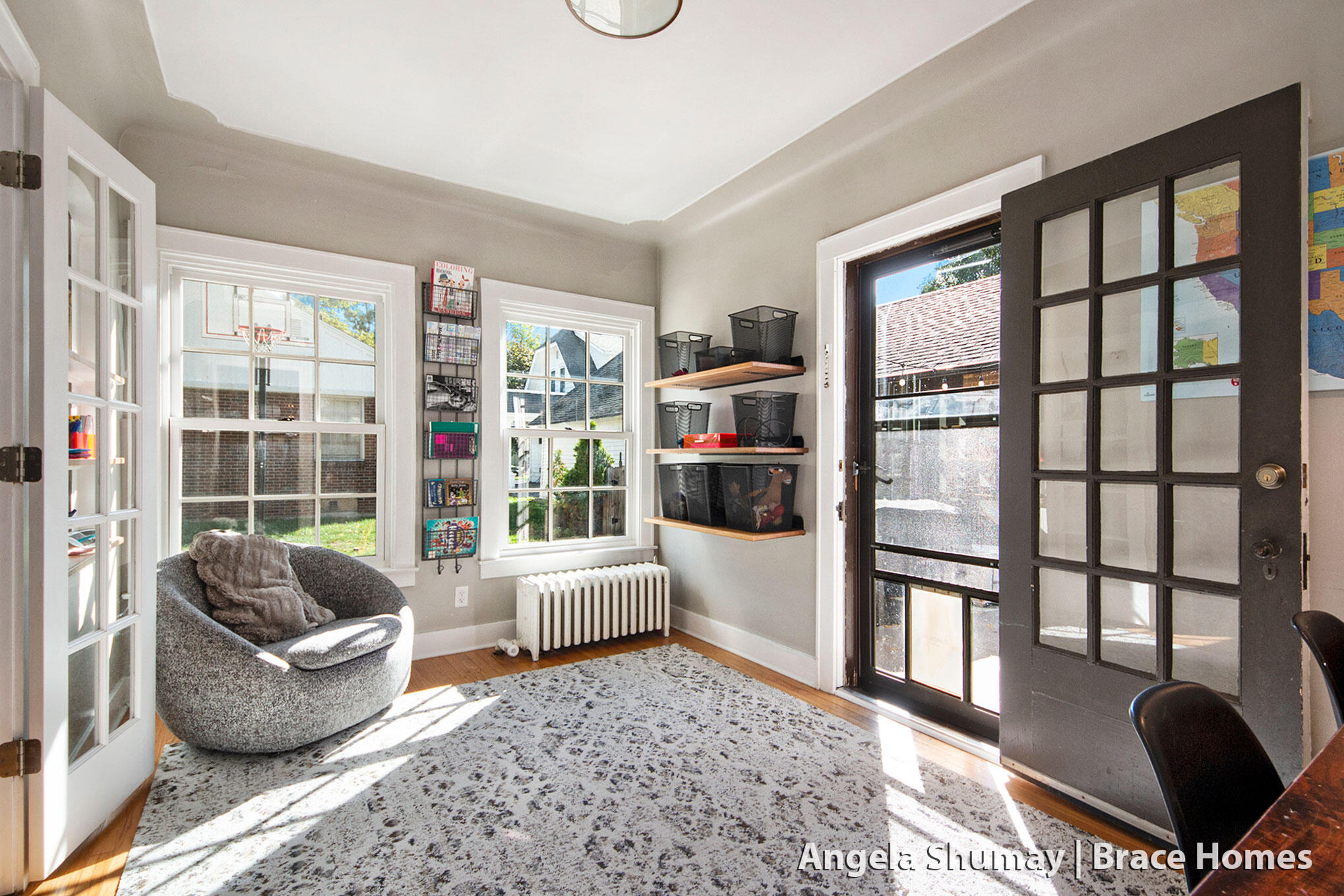 Grand Rapids, Michigan 49506, United States, 4 Bedrooms Bedrooms, ,3 BathroomsBathrooms,Residential,Active,221814